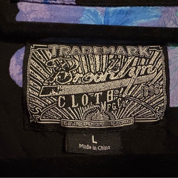 Brooklyn Cloth Co, Men’s Large Black Shirt with Blue-purple Floral Design - Picture 2 of 3